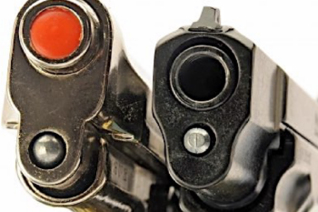 benedetta articolo pistola a salve